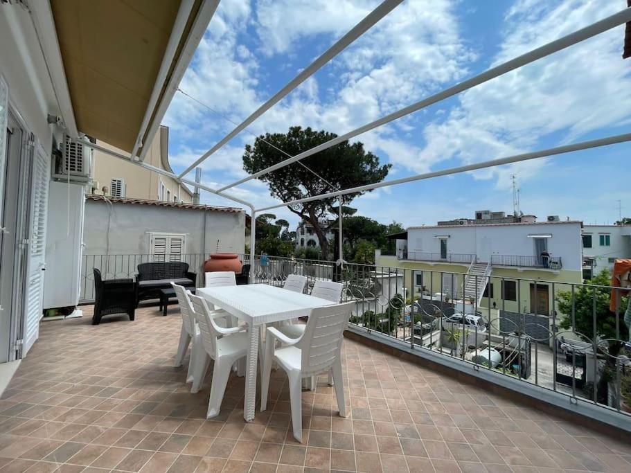 Casa In Centro Ischia Porto Forever Four Exterior photo